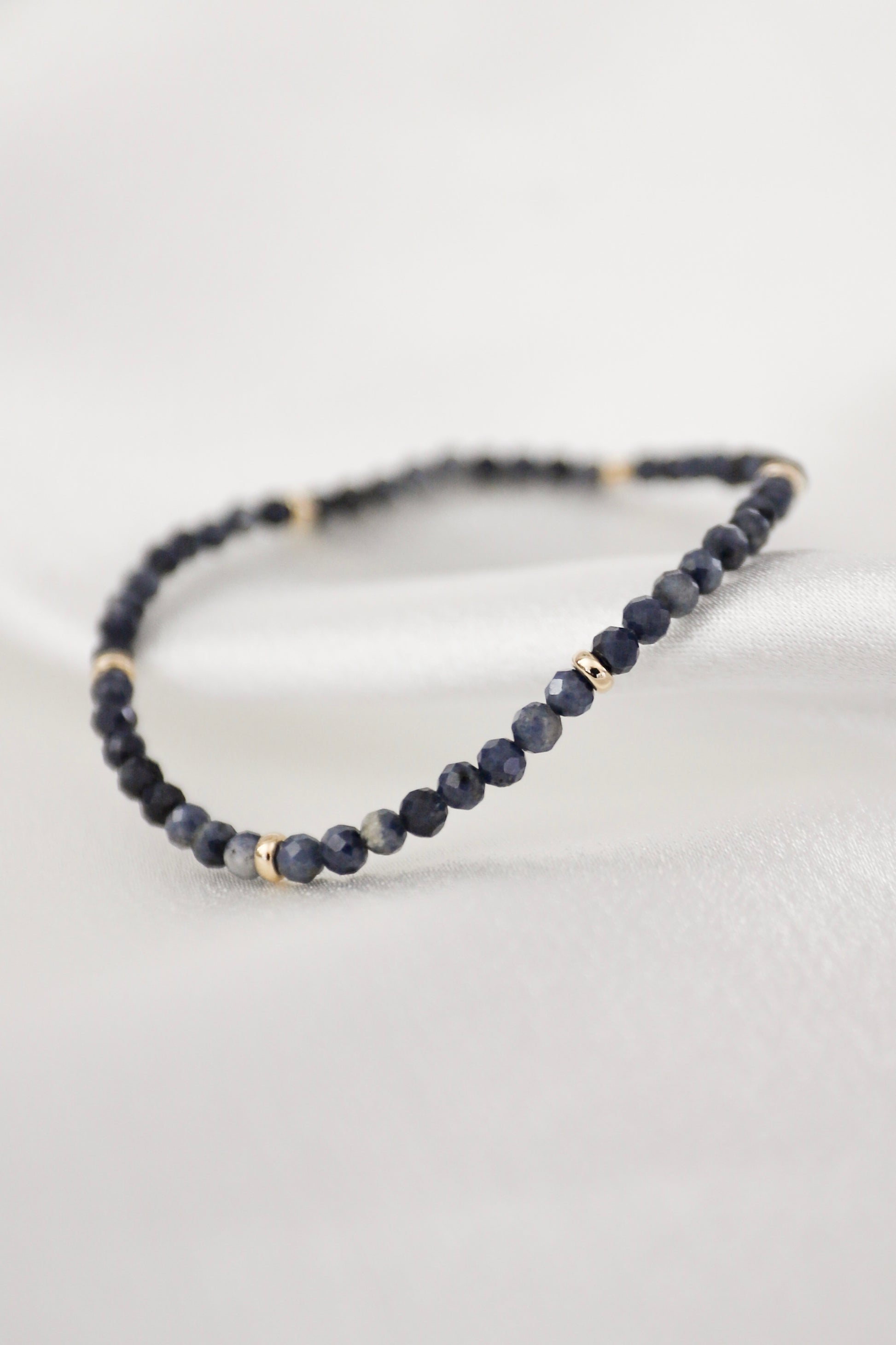 September Birthstone Bracelet: Sapphire