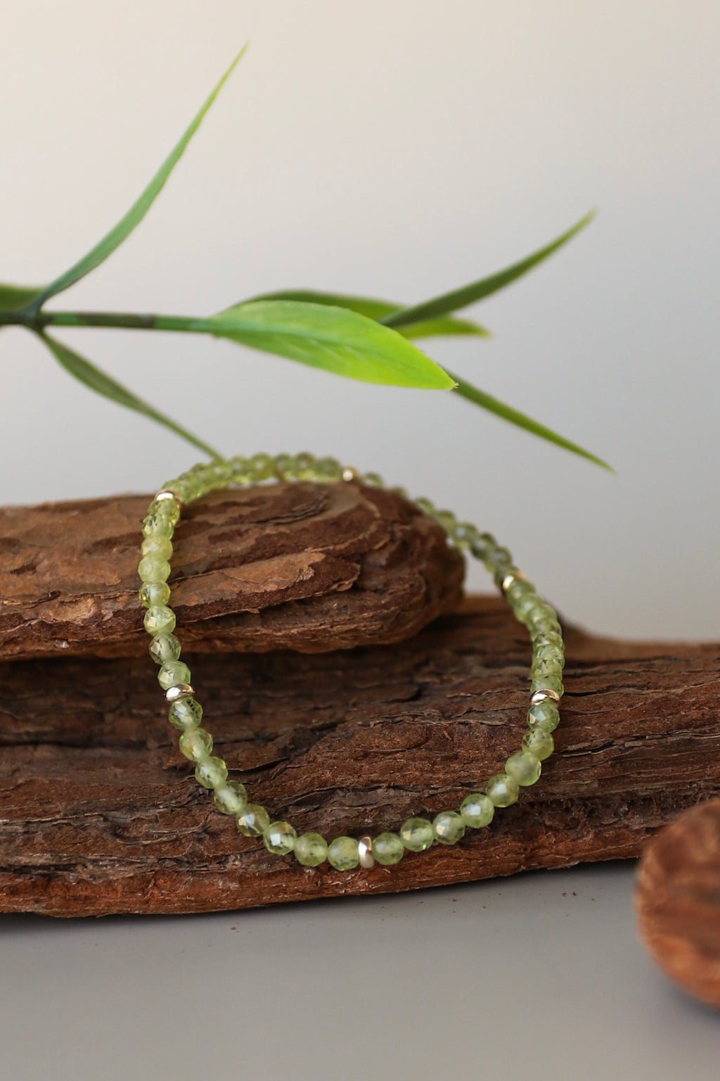 August Birthstone Bracelet: Peridot