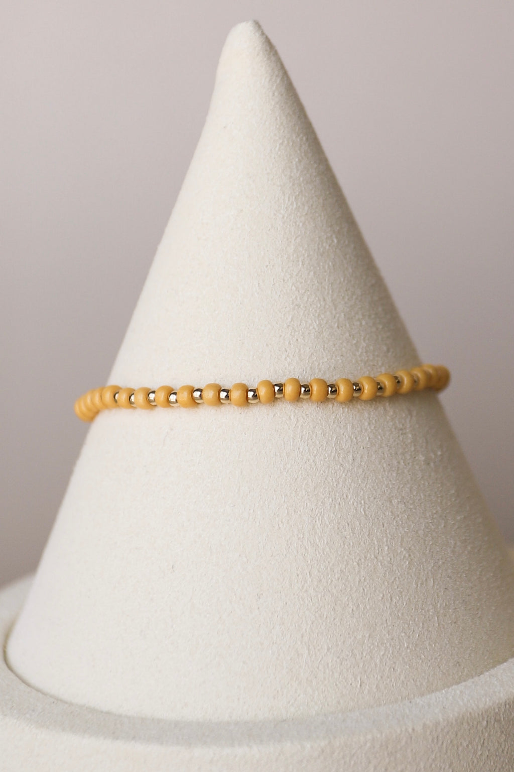 Seed Bead | Banana Cream